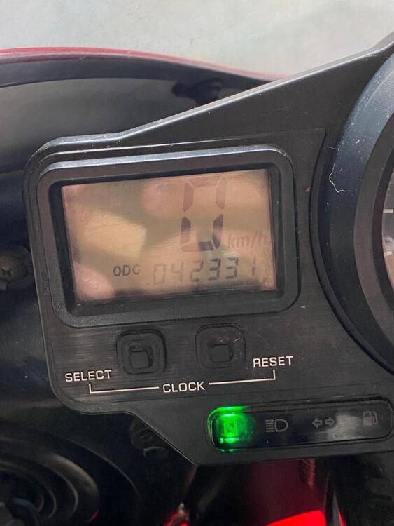 Yamaha YZF R1 (1998 - 99) (4)