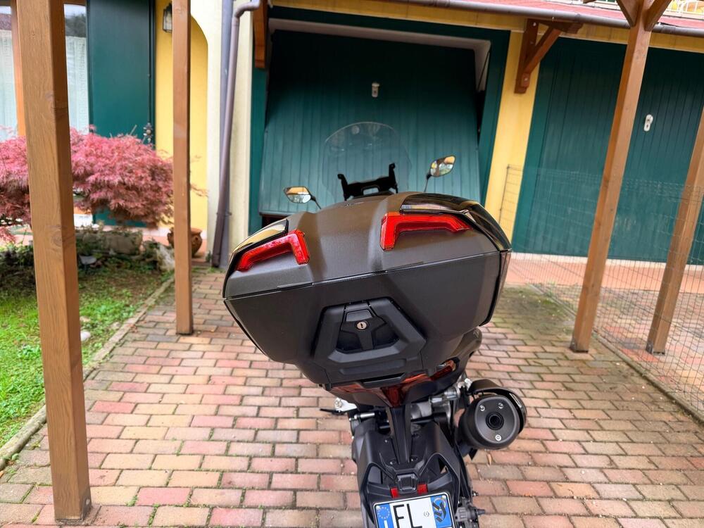 Yamaha T-Max 560 (2022 - 24) (3)