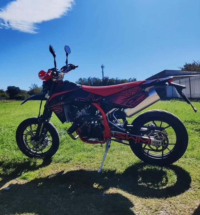 Swm SM 125 R (2022 - 24) (2)