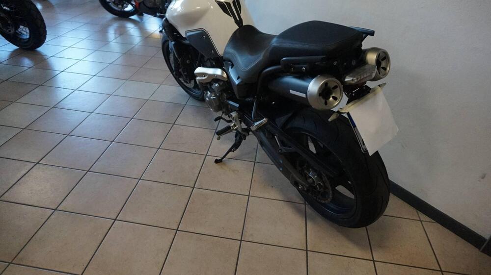 Yamaha MT-03 (2006 - 14) (2)