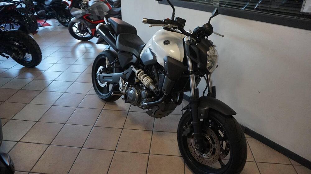 Yamaha MT-03 (2006 - 14) (5)