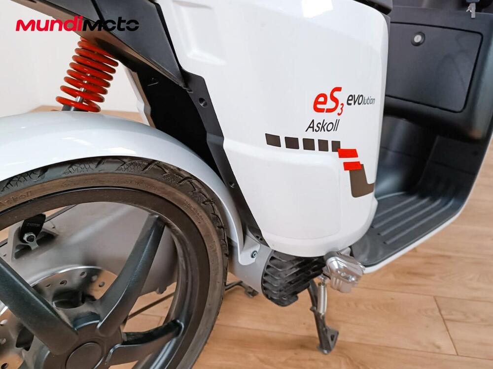 Askoll eS3 Evo 2.8 (2019 - 25) (4)