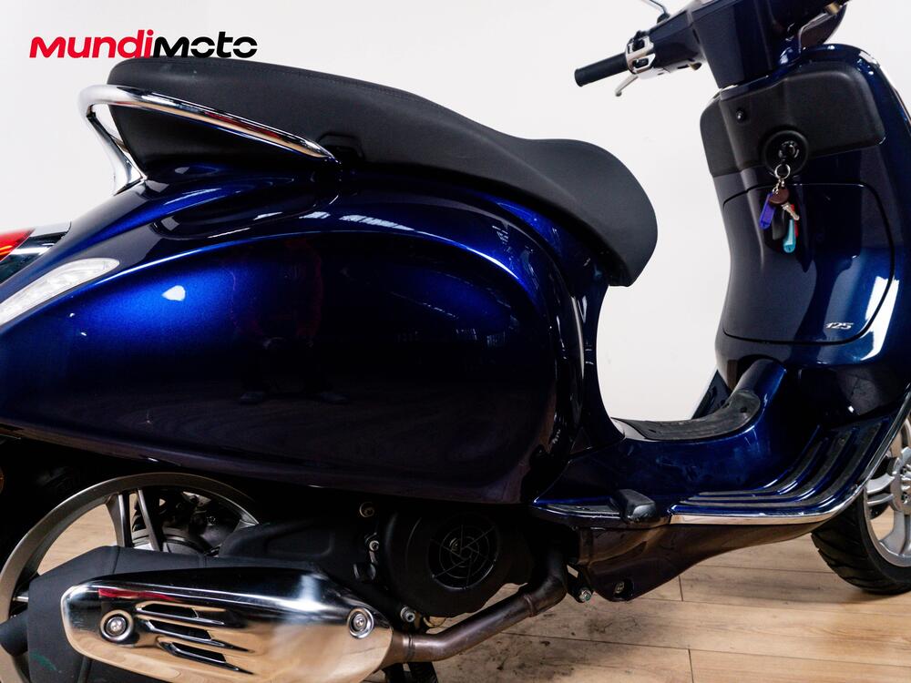 Vespa Primavera 125 RED (2025) (4)