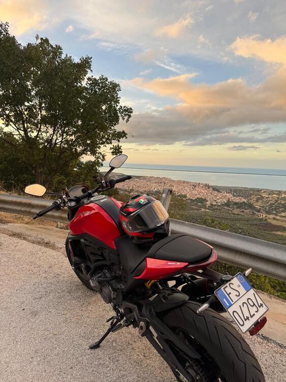Ducati Monster 937 + (2021 - 25) (5)