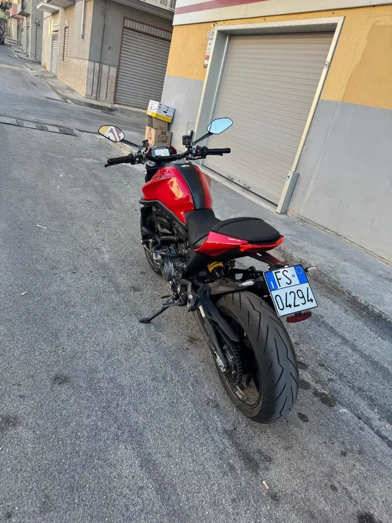 Ducati Monster 937 + (2021 - 25) (5)