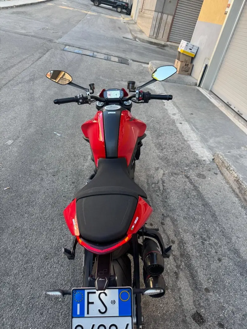 Ducati Monster 937 + (2021 - 25) (6)