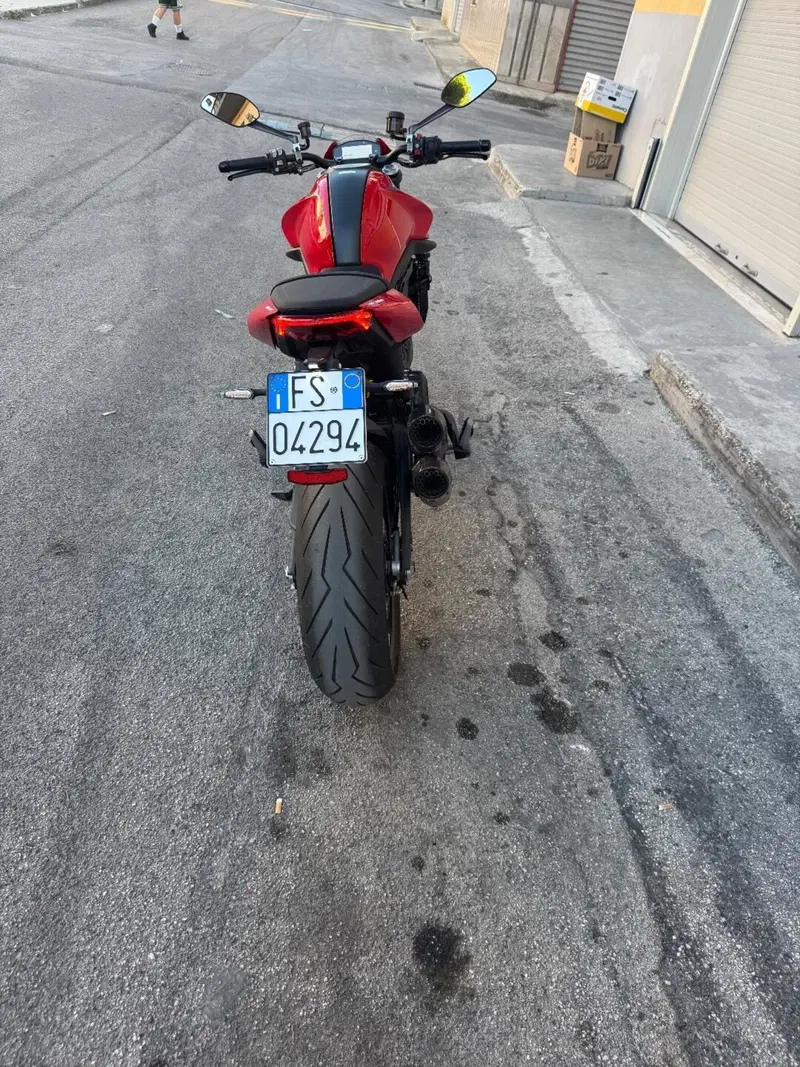 Ducati Monster 937 + (2021 - 25) (10)