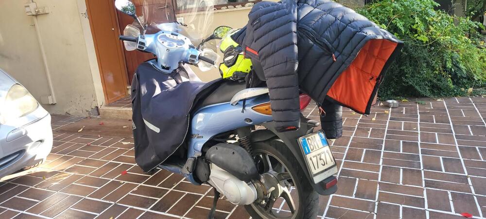 Honda SH 150 (2000 - 06) (2)