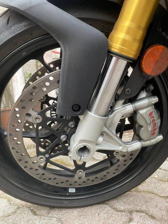 Aprilia Tuono V4 (2021 - 24) (2)