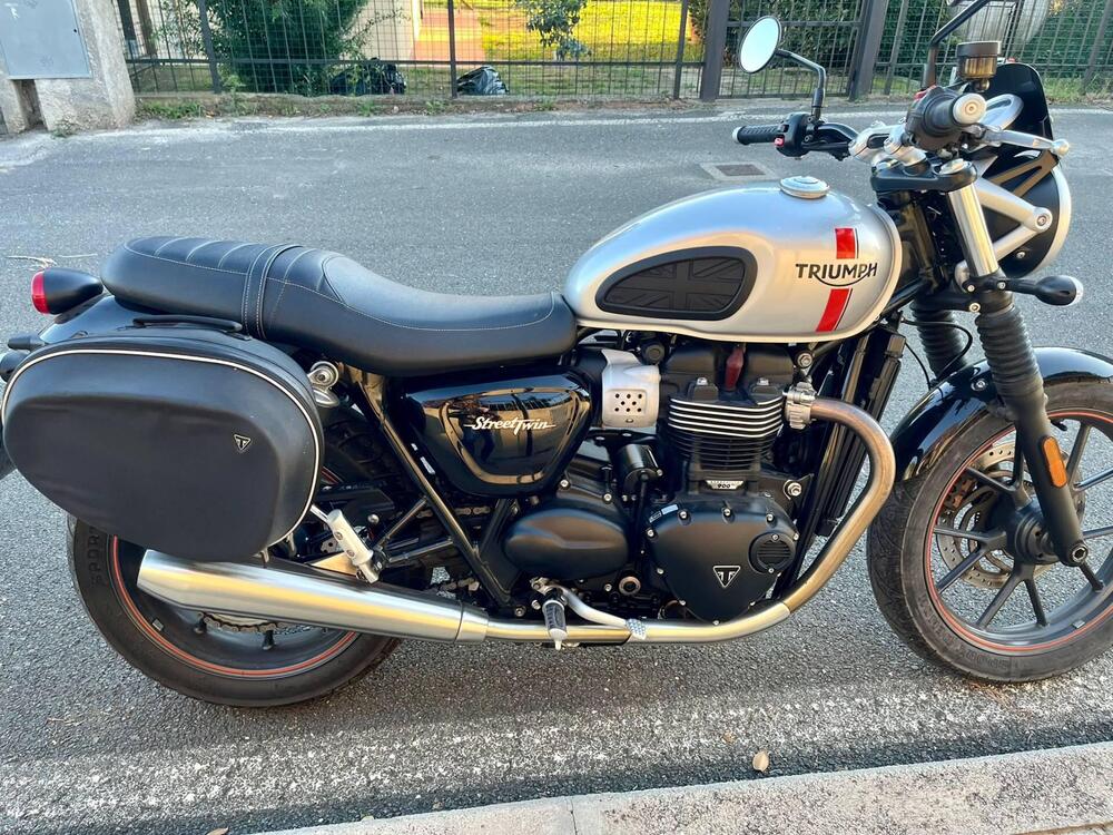 Triumph Street Twin 900 (2016) (2)