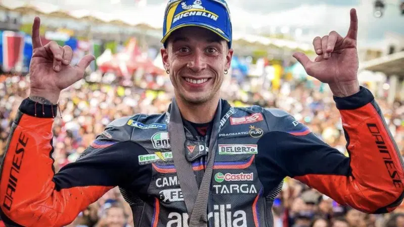 Marco Bezzecchi si racconta: "Con Aprilia vogliamo essere sempre l&igrave; davanti" [VIDEO]