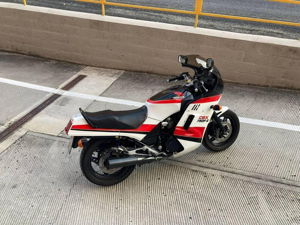 Honda CBX750F - II (2)