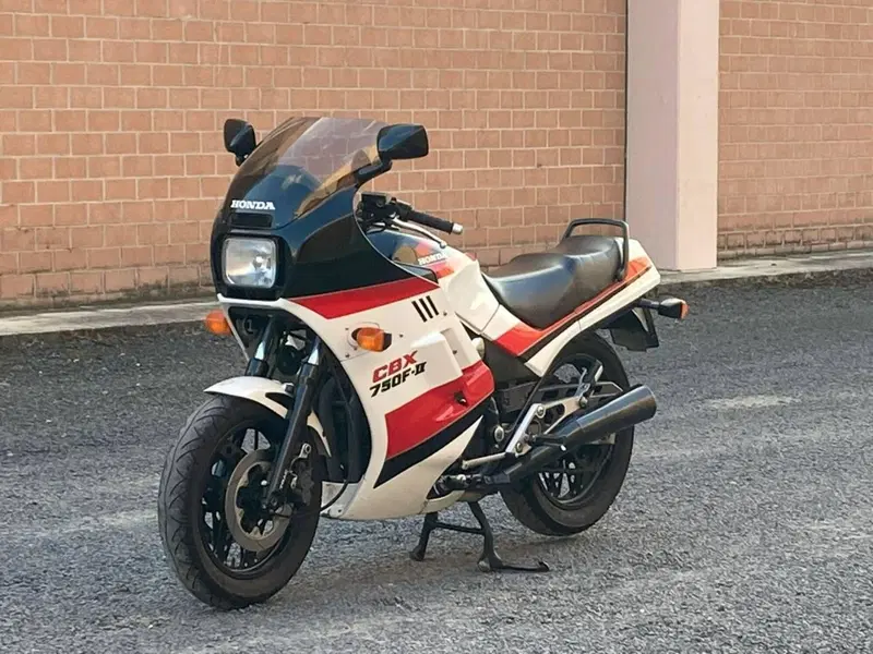 Honda CBX750F - II