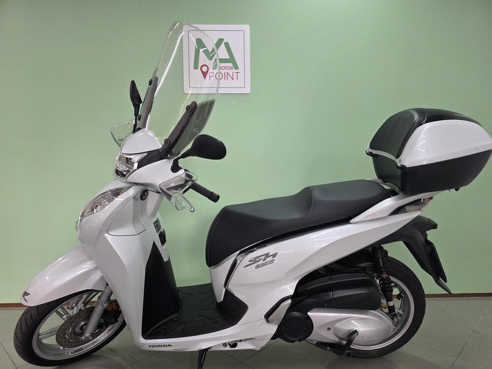 Honda SH 300 i ABS (2016 - 20) (2)