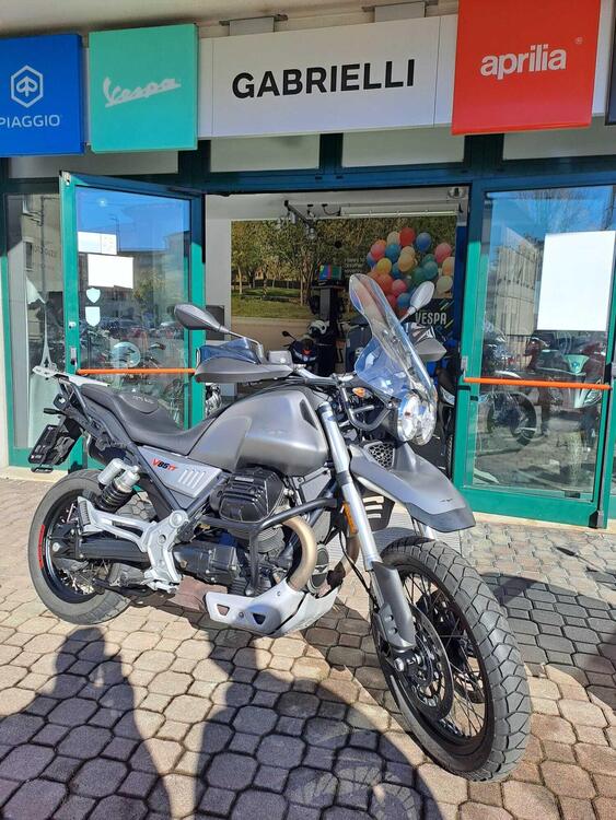 Moto Guzzi V85 TT (2021 - 23)