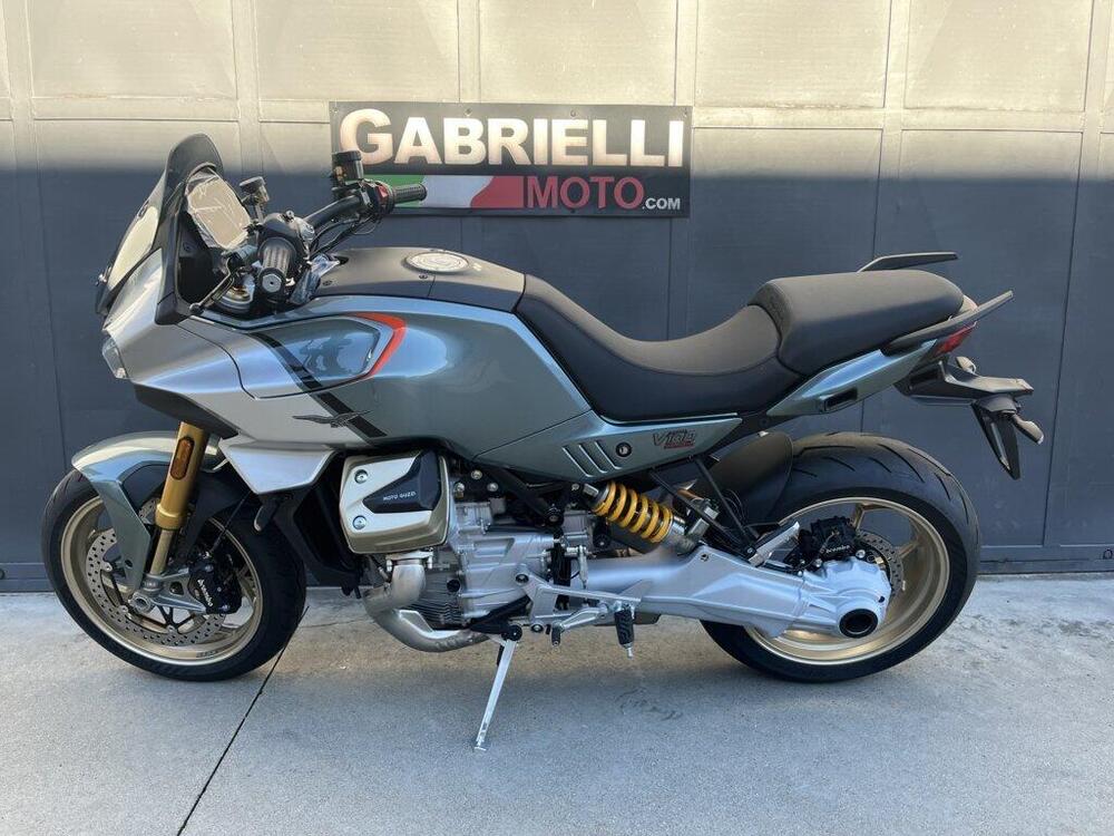 Moto Guzzi V100 Mandello S (2025)