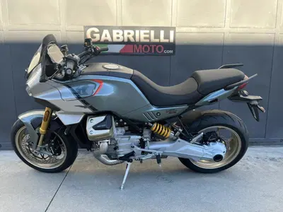 Moto Guzzi V100 Mandello S (2025 - 26) usata