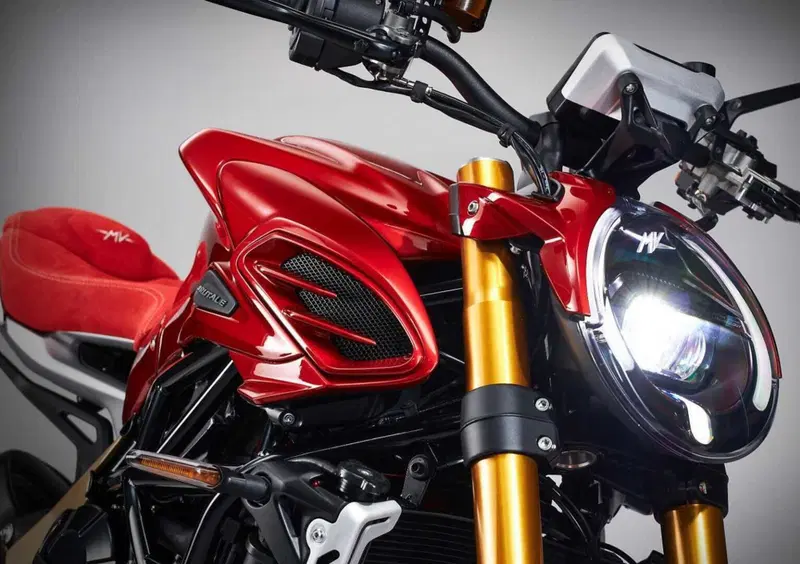 MV Agusta Brutale 931 Brutale 931 Serie Oro (2026) (9)