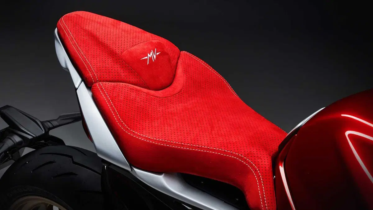 MV Agusta Brutale 931 Brutale 931 Serie Oro (2026) (16)