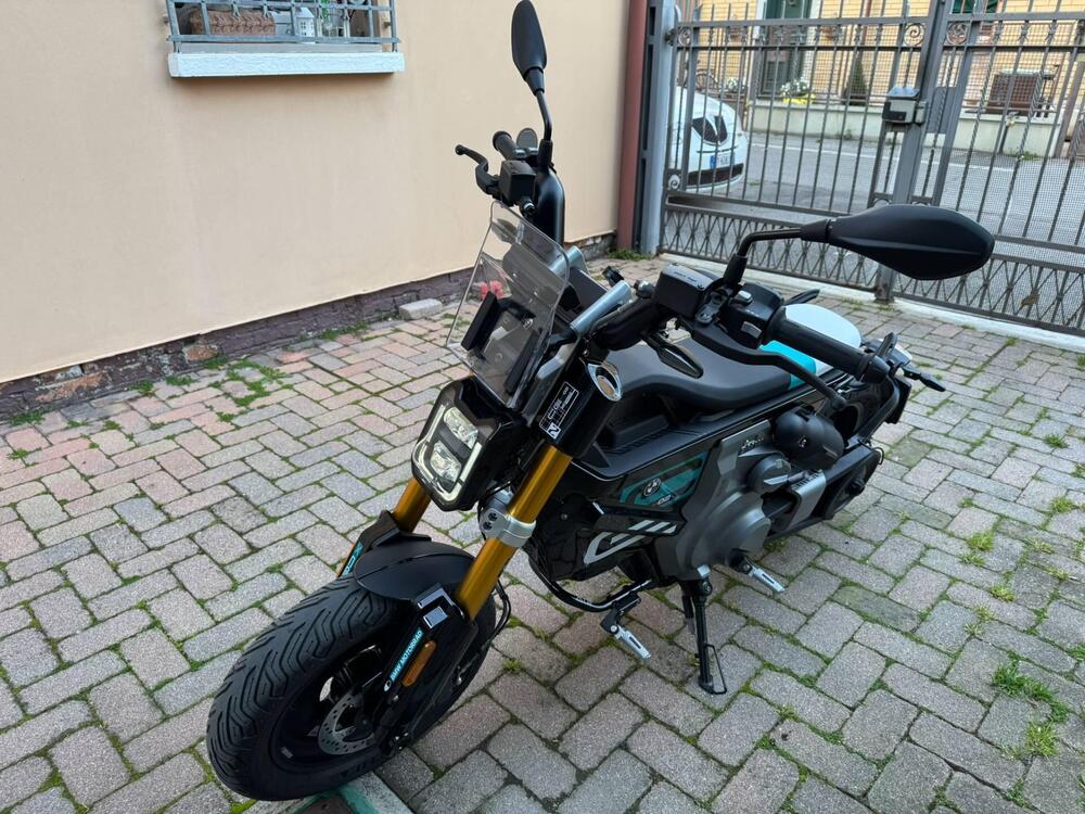 Bmw CE 02 (2024 - 25) (2)