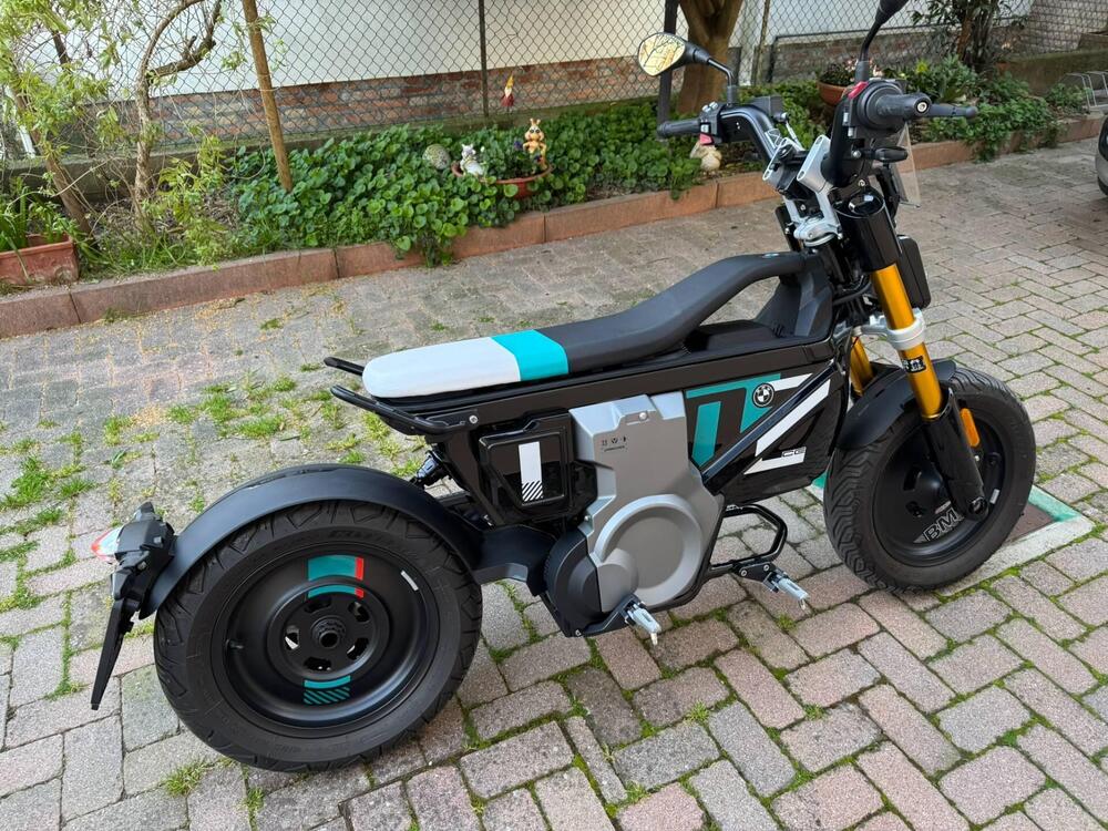 Bmw CE 02 (2024 - 25) (3)