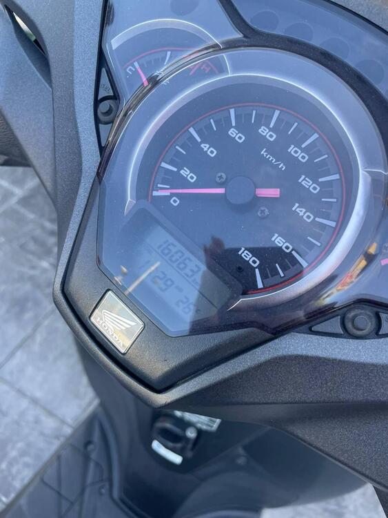 Honda SH 300 i Sport ABS (2018 - 20) (2)