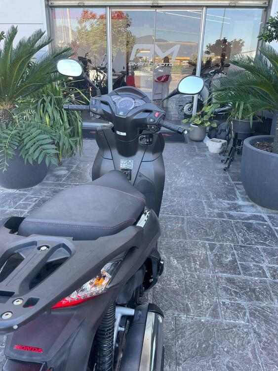 Honda SH 300 i Sport ABS (2018 - 20) (3)