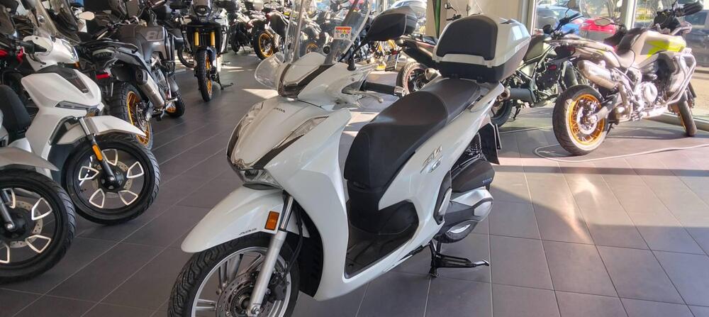 Honda SH 350 (2021 - 24) (4)