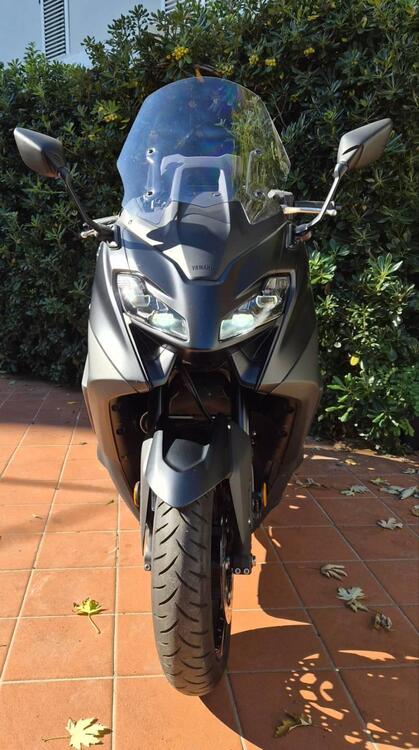 Yamaha T-Max 560 (2022 - 24) (4)