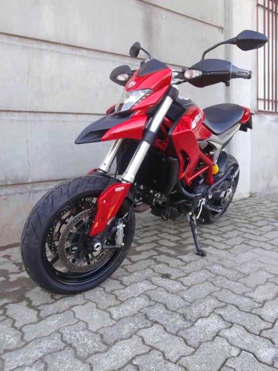 Ducati Hyperstrada 821 (2013 - 15) (4)