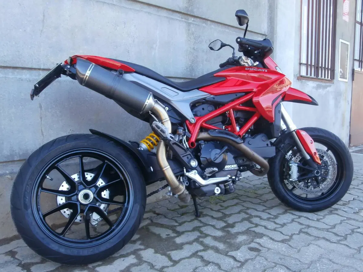 Ducati Hyperstrada 821 (2013 - 15) (3)