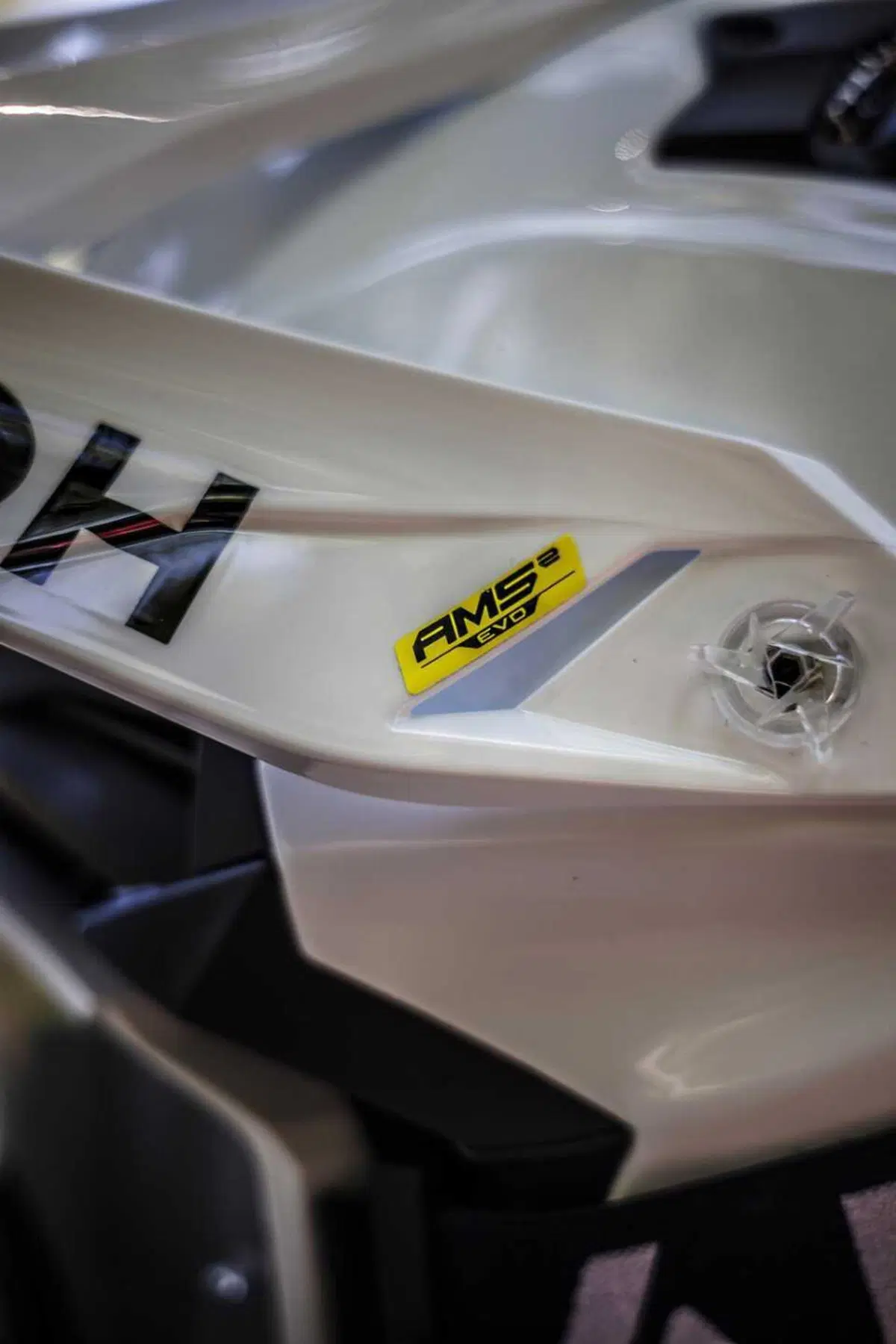 AIROH a EICMA 2025 con due nuovi caschi (3)