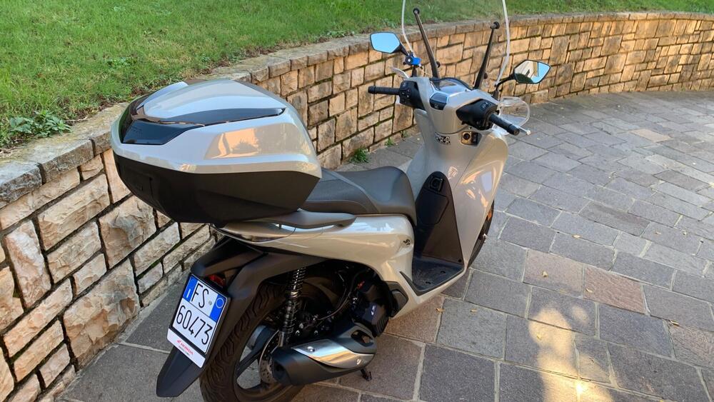 Honda SH 125i (2024 - 25) (3)