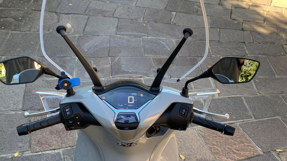 Honda SH 125i (2024 - 25) (5)