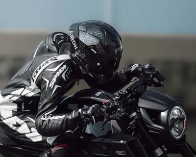 AIROH a EICMA 2025 con due nuovi caschi