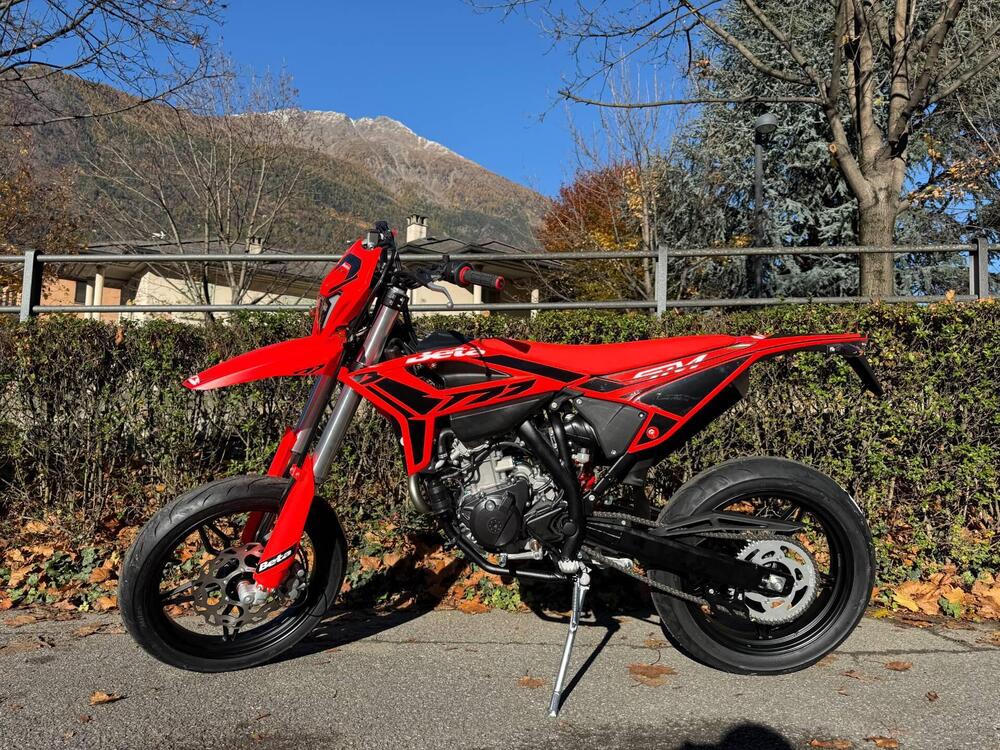 Betamotor RR 125 4T Motard T (2025) (4)