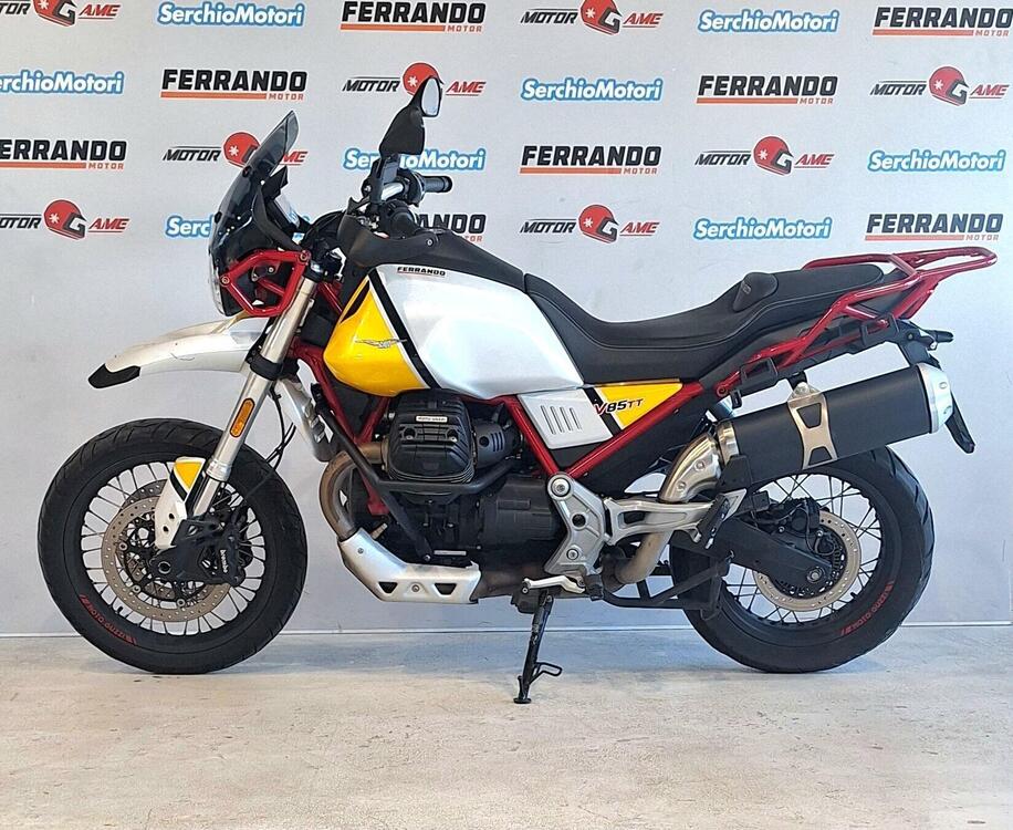 Moto Guzzi V85 TT (2021 - 23) (2)