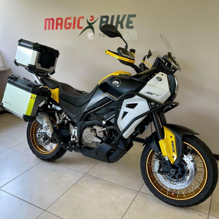 QJ Motor SVT 650 X (2024)