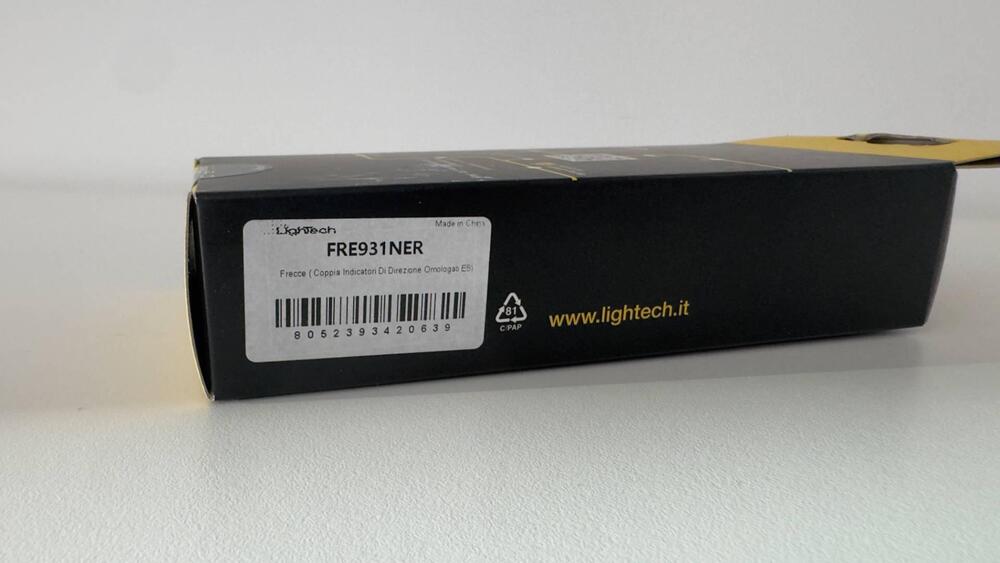 LighTech FRE931NER Coppia Frecce E8 (3)