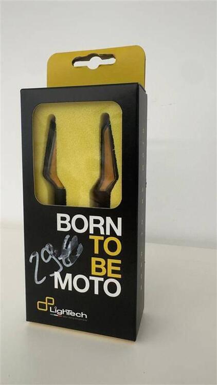 LighTech FRE931NER Coppia Frecce E8 (2)