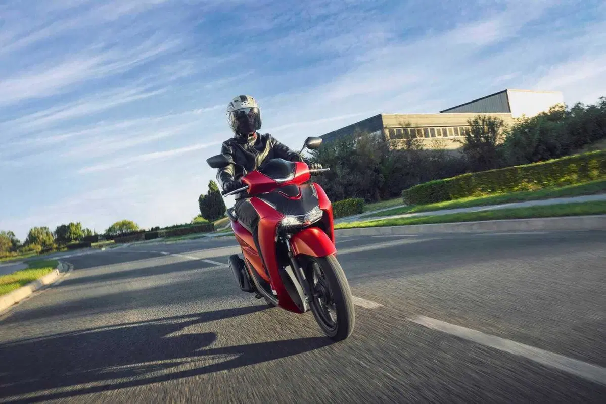 Honda porta a EICMA 2025 i nuovi SH 125 e 150 (11)