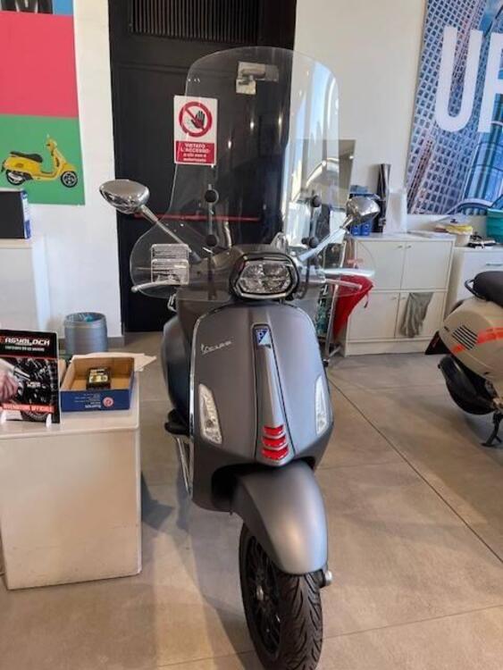 Vespa Sprint 125 3V ie Sport ABS (2021 - 22) (2)