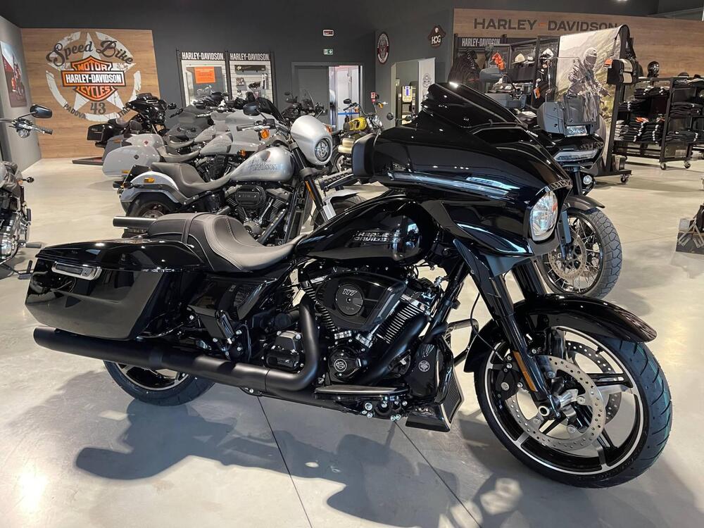 Harley-Davidson Street Glide (2024 - 25)