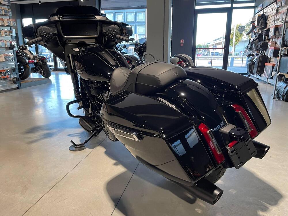 Harley-Davidson Street Glide (2024 - 25) (4)