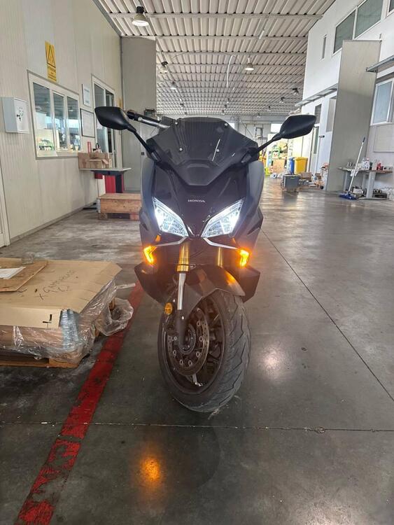 Honda Forza 750 DCT Urban (2021 - 24) (5)