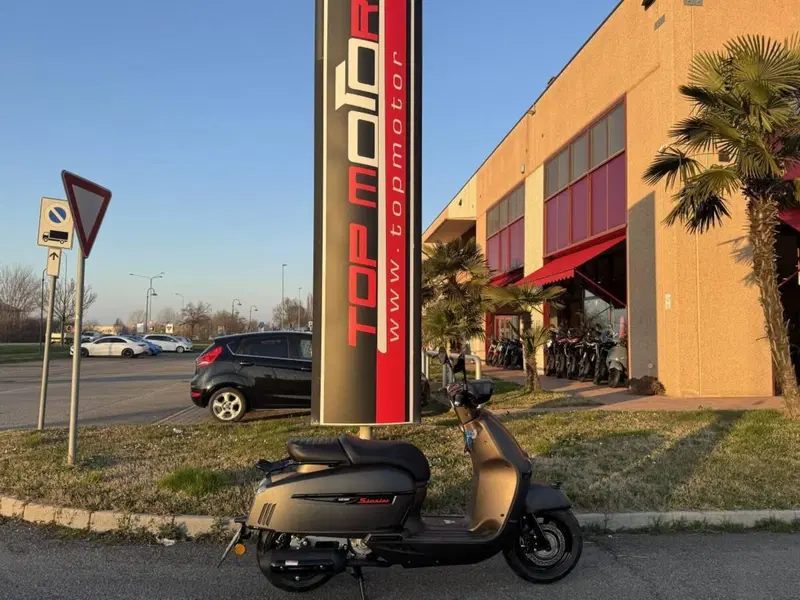Keeway Motor Sixties 300i (2023 - 25)