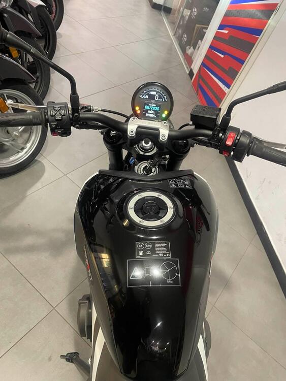 Triumph Trident 660 (2025) (5)