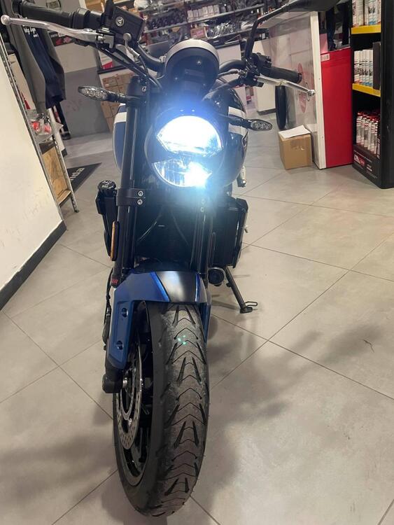 Triumph Trident 660 (2025) (4)