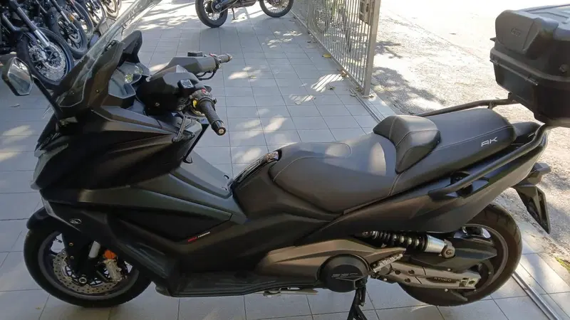 Kymco AK 550 ETS (2021 - 26) (2)