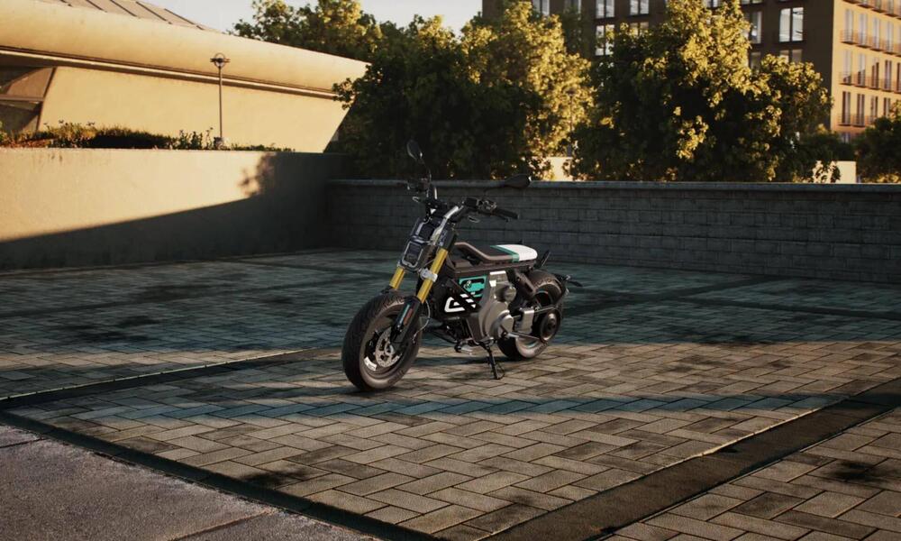 Bmw CE 02 AM (2024 - 25) (4)